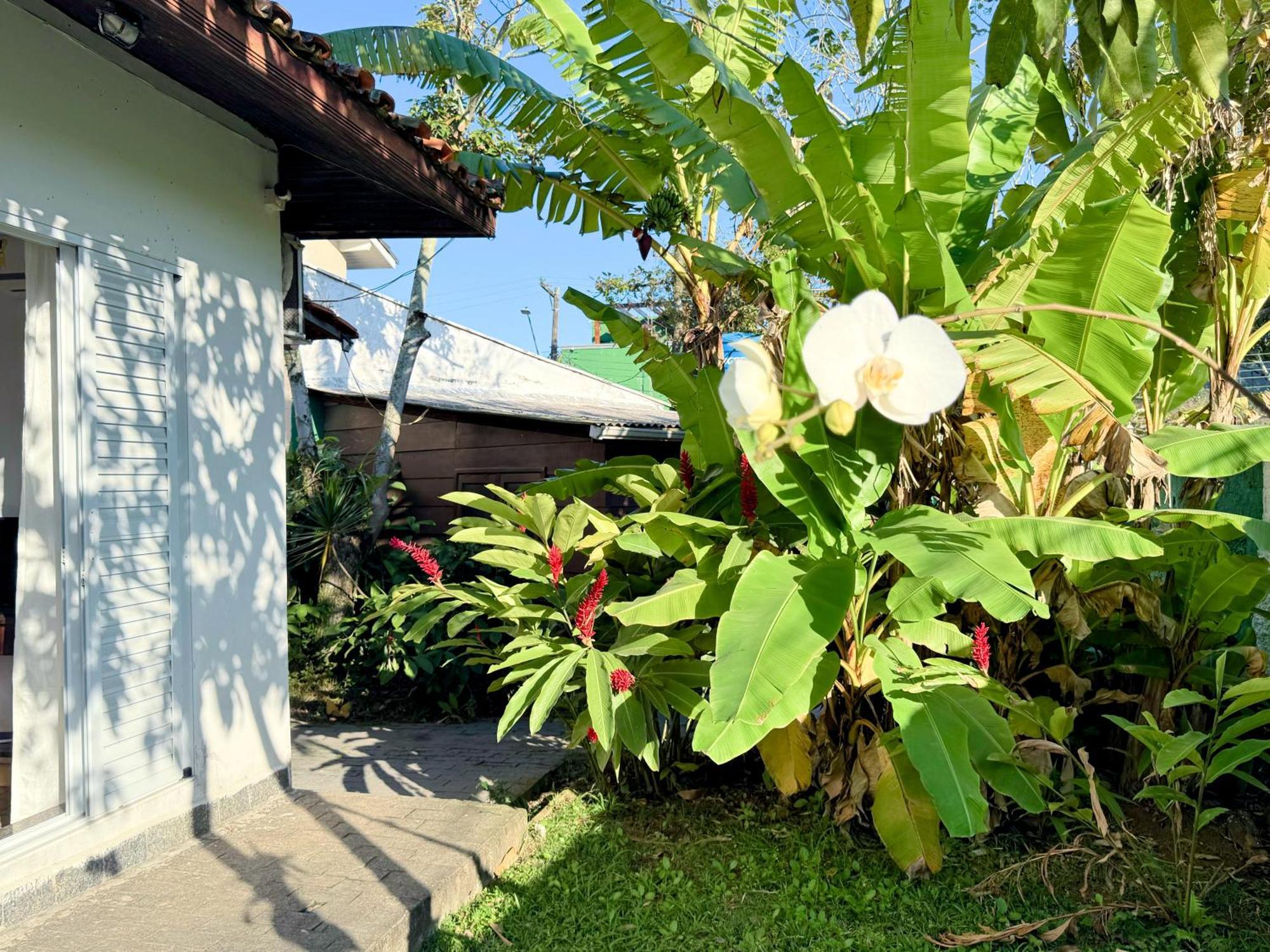 Tombo Beach Yoga E Bem-Estar Guaruja Exterior photo
